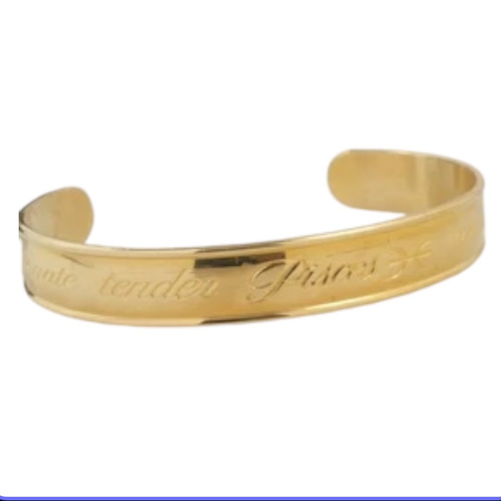 Vintage Cuff Bracelet Gold tone Avon Taurus Zodiacs size 3/8”X 5.5”